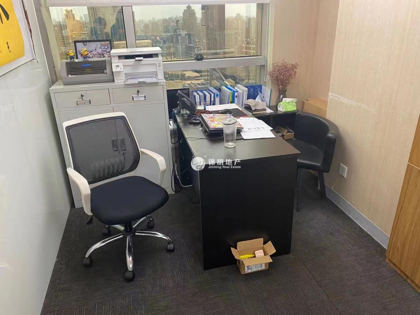 南京西路仲益大厦65平米写字楼出租